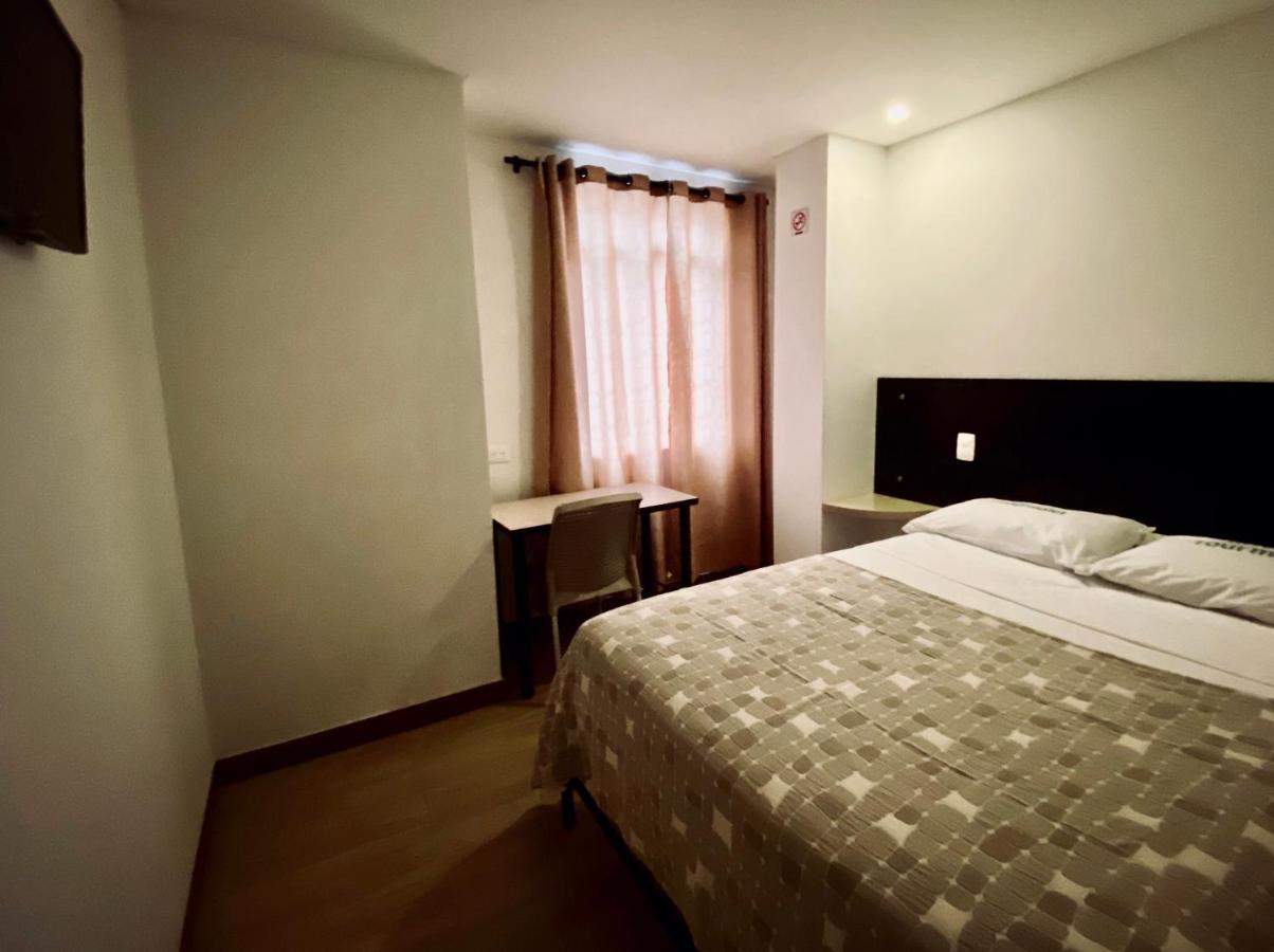 Hotel Tourmalet Кали Экстерьер фото