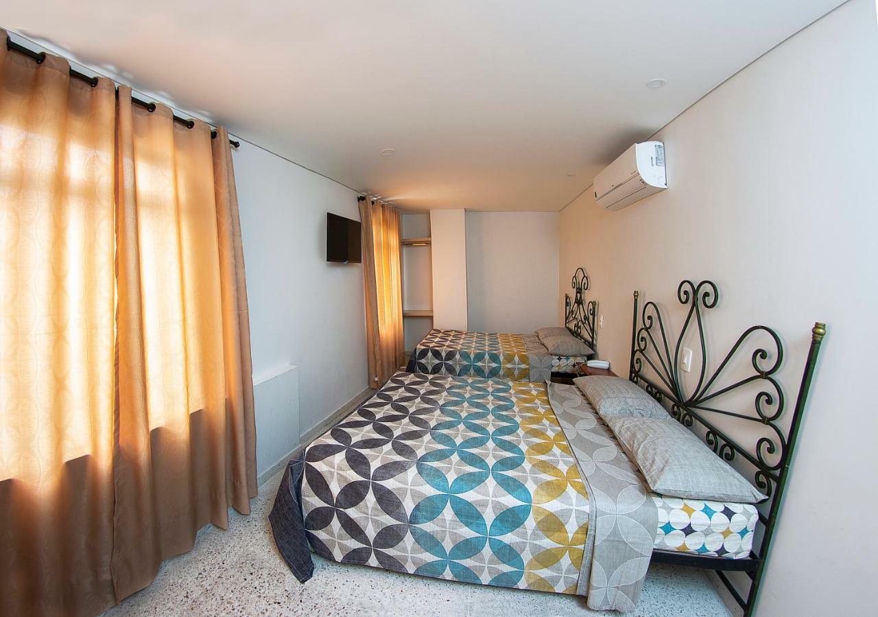 Hotel Tourmalet Кали Экстерьер фото