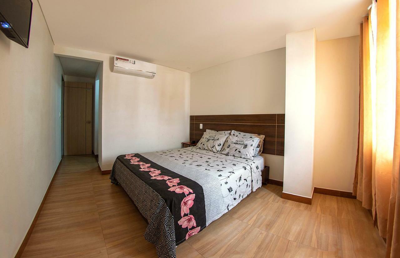 Hotel Tourmalet Кали Экстерьер фото